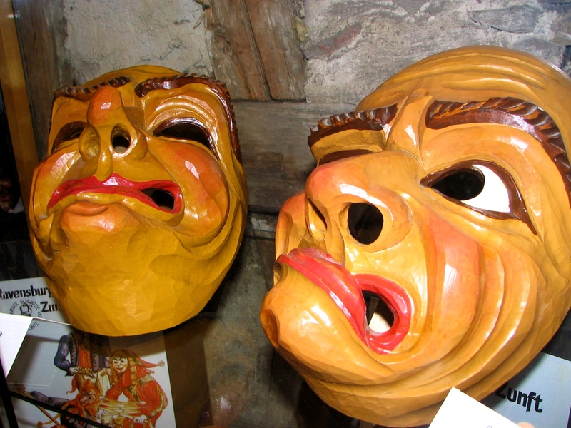 Masken der Schwarz Veri Zunft in Ravensburg